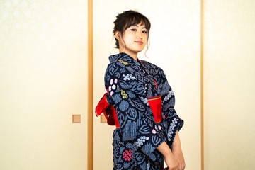 浴衣の女性