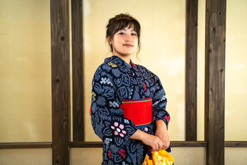 浴衣の女性