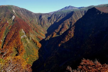 《鳥海山の紅葉》秋田県