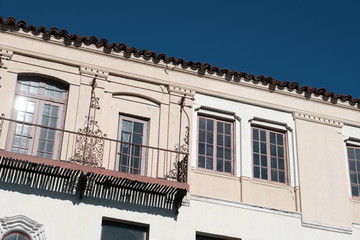  Elements and details of the facade of buildings