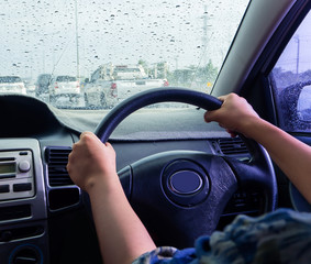 Naklejka premium Drive in a rainy day