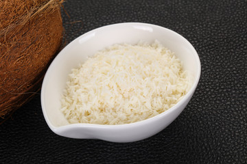 Coconut shredded chip with nut