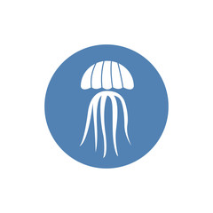 Obraz premium Jellyfish icon Vector. Event pictogram, flat vector sign isolated on white background. Simple Sign for mobile concept and web design. Vector illustration.