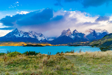 Fototapeta premium Beautiful scenic landscape of National Park Torres del Paine