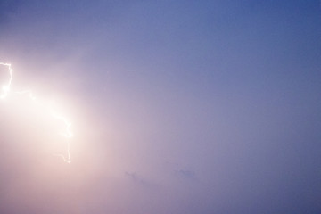 fulmine a cielo aperto