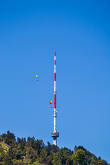 Obraz premium Paragliding at Uetliberg, Zurich, Switzerland