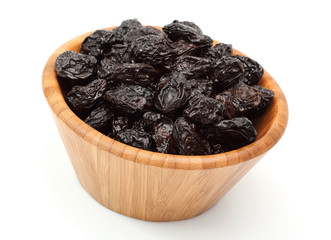 plums in a bowl