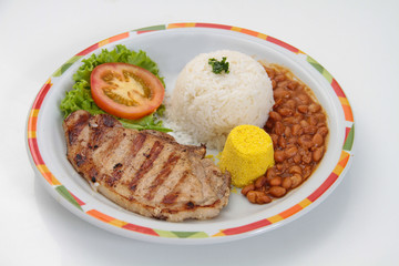 Hambúrguer com batata frita 