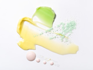 Pastel color cream strokes.