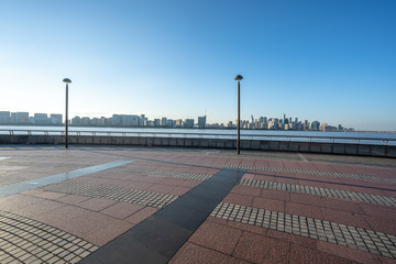 Obraz premium piętro z panoramą miasta