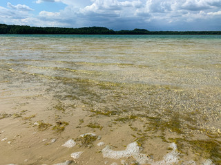 Ufer flach Strand klares Wasser