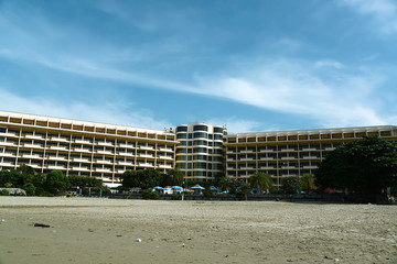 Fototapeta premium Urlaubsort und Strand in Thailand