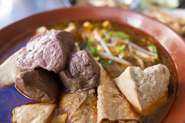 Taiwanese snacks of spicy pork blood hot pot