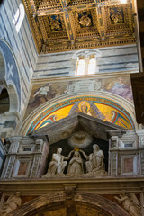Obraz premium Interior details of Pisa Cathedral (Cattedrale Metropolitana Primaziale di Santa Maria Assunta), a medieval Roman Catholic cathedral in Pisa