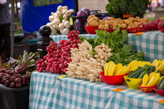 fresh fruits and vegetables displayed at the farmers maket