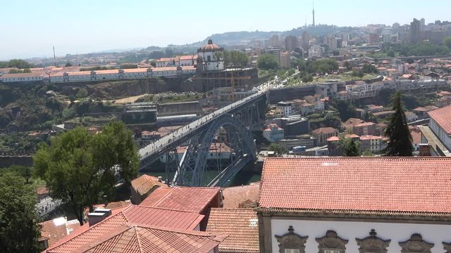Bridge of Dom Luis I (constructed in 1886) in old Porto