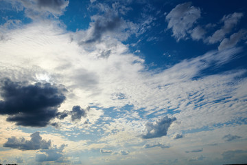 Obraz premium Dark blue sky with clouds for background or texture