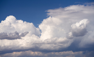 Obraz premium white clouds floating in the blue sky