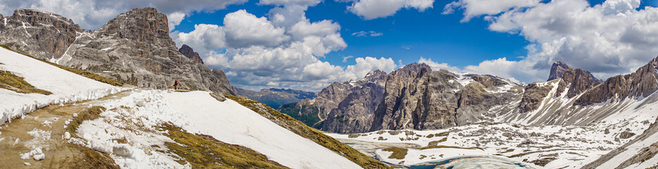 Panorama-Aufnahme der Bödenalpe in den Sextener Dolomiten