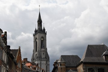 Fototapeta na wymiar Le beffroi de Tournai