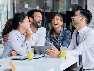 friends in restaurant talking coffee fun