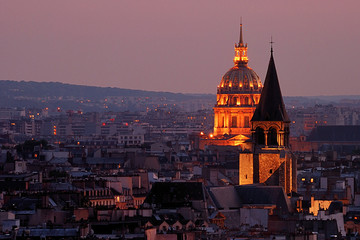Fototapeta na wymiar Les Invalides, Viewed from Notre-Dame de Paris