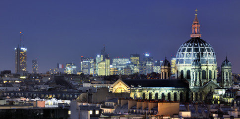 Obraz premium Paris by night, old and modern
