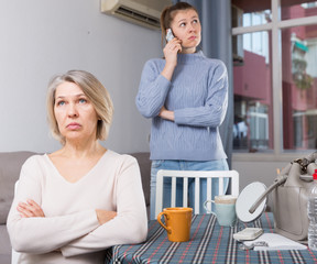 Silent resentment between mom and adult daughter