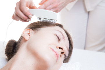 Naklejka premium Elektrostymulacja głowy 