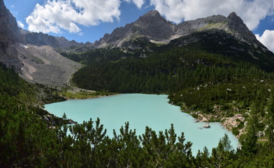 Dolomiti - Laghetto del Sorapiss