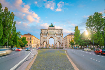Siegestor  triumphal arch, Munich, Germany - obrazy, fototapety, plakaty