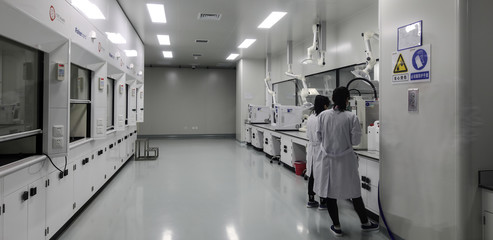 Drug manufacturing laboratory equipment. - 283586766