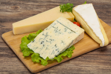 Cheese triangle mix - gorgonzola, brie, parmesan