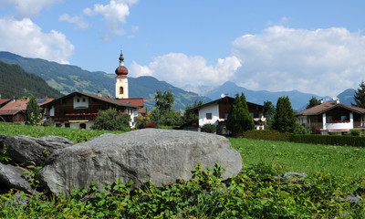 Fototapeta na wymiar Ried im Zillertal