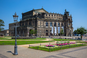 Obraz premium Semperoper (Saxon State Opera) Dresden, Germany
