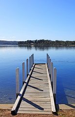 Obraz premium Jetty out to Lake King. Australia.