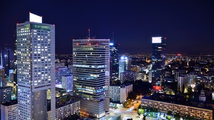Fototapeta na wymiar Modern office building at night. Night lights, city office building downtown, cityscape view 