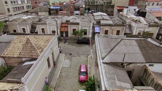 Neighborhood houses equal. Street Economizadora, Bairro da Luz Station (Bairro da Luz), Sao Paulo Brazil, South America. 