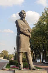 Naklejka premium Monument to Belarusian poet Maxim Bogdanovich in Minsk