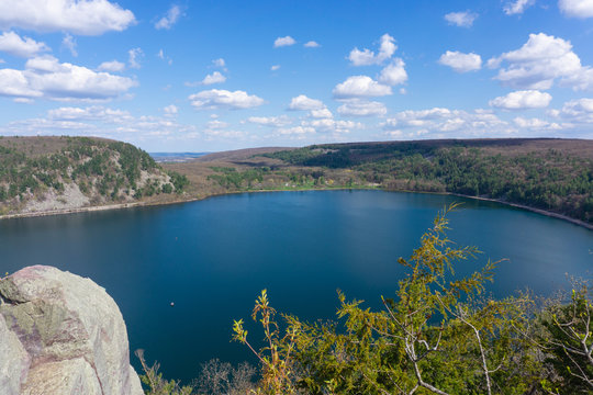 Devil's Lake Wisconsin Sunny Day From Lookout