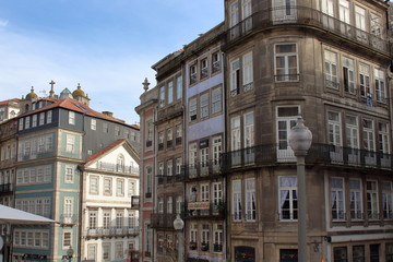 Fototapeta premium Buildings in Porto, Portugal