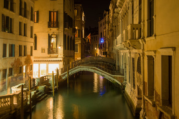 Fototapeta na wymiar Night on the city canal. Venice, Italy