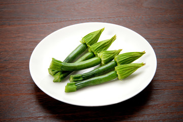 ズッキーニの蕾