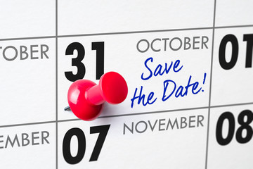 Wall calendar with a red pin - October 31