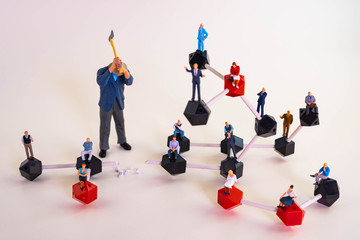 いらない友達やっかいな人間関係をカットし自由になる