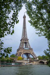 Fototapeta na wymiar Eiffel tower in Paris, France