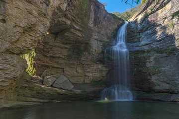 Obraz na płótnie Canvas cascada efecto seda