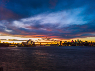 Obraz premium Spectacular View of Sydney Opera House During Sun Set