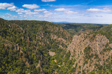 Obraz premium Roßtrappe granite crag in the Harz mountains of central Germany.