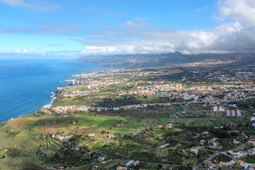 Fototapeta na wymiar Panoramic overview of the northern coast of Tenerife